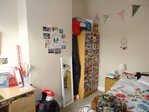 Photo 1- click for photo gallery